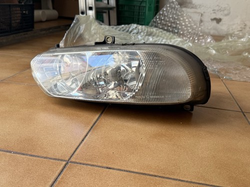 Faro anteriore alfa romeo - alfa,